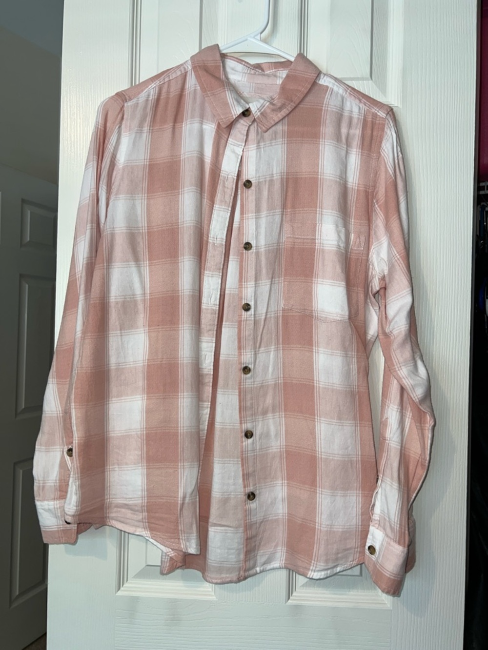 Plaid Button-Up Shirt in Light Pink and White